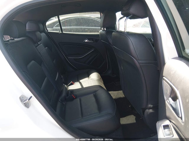 Mercedes-Benz GLA 250 2020 W1NTG4EB4LU029811 Image 8