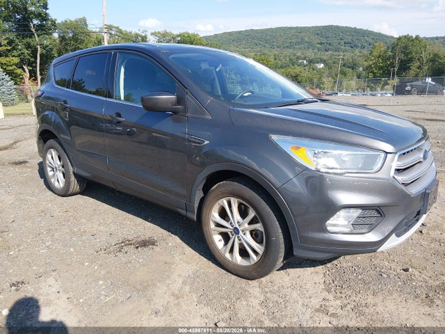 2017 Ford Escape Se მანქანა იყიდება აუქციონზე, vin: 1FMCU9GD7HUC16877, აუქციონის ნომერი: 45997811