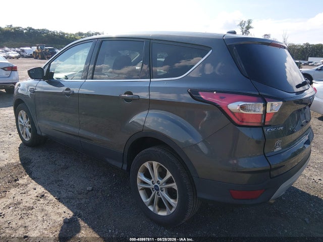 2017 Ford Escape Se მანქანა იყიდება აუქციონზე, vin: 1FMCU9GD7HUC16877, აუქციონის ნომერი: 45997811