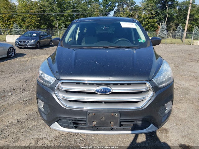 2017 Ford Escape Se მანქანა იყიდება აუქციონზე, vin: 1FMCU9GD7HUC16877, აუქციონის ნომერი: 45997811