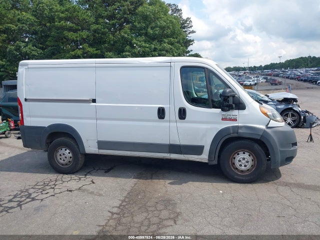 45997824 :رقم المزاد ، 3C6TRVAG8GE112792 vin ، 2016 Ram Promaster 1500 Low Roof مزاد بيع