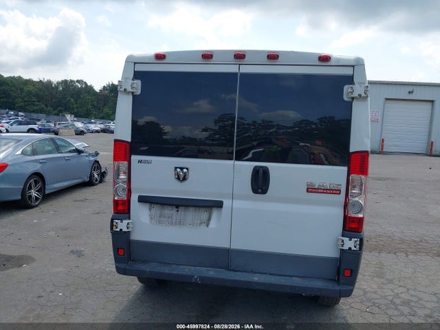 45997824 :رقم المزاد ، 3C6TRVAG8GE112792 vin ، 2016 Ram Promaster 1500 Low Roof مزاد بيع