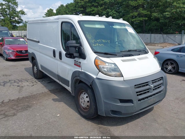 45997824 :رقم المزاد ، 3C6TRVAG8GE112792 vin ، 2016 Ram Promaster 1500 Low Roof مزاد بيع