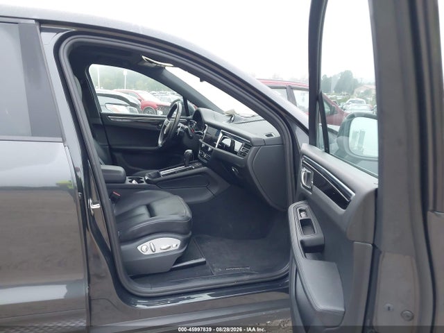 Продаж на аукціоні авто 2023 Porsche Macan T, vin: WP1AA2A58PLB10129, номер лоту: 45997839