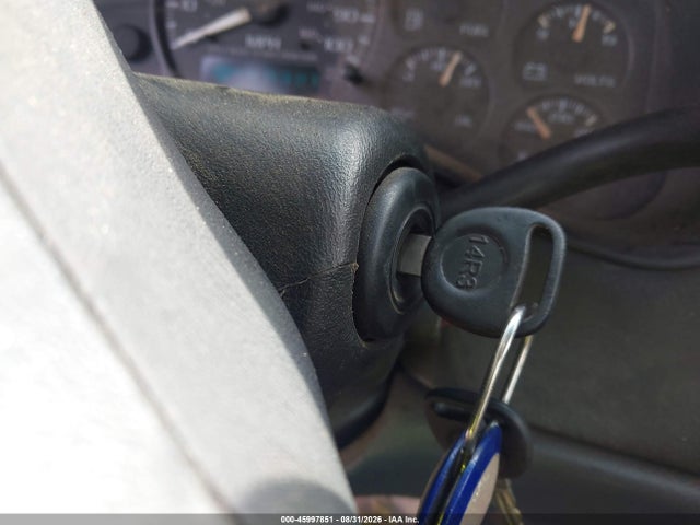45997851 :رقم المزاد ، 1GCHK24U92E252907 vin ، 2002 Chevrolet Silverado 2500hd مزاد بيع