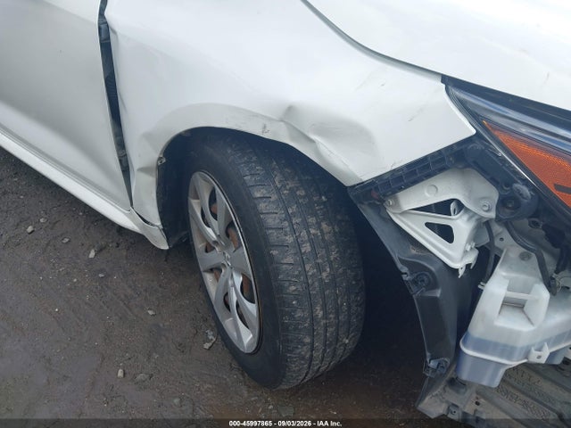 45997865 :رقم المزاد ، JTDEPMAE4NJ197100 vin ، 2022 Toyota Corolla Le مزاد بيع