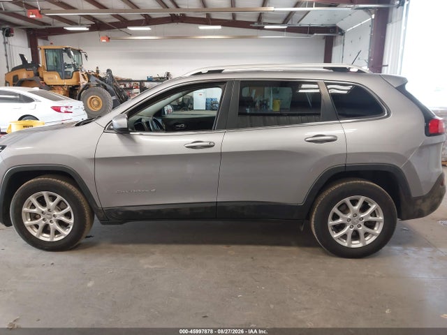 Jeep Cherokee Latitude 4x4 2018 1C4PJMCB0JD528521 Image 14