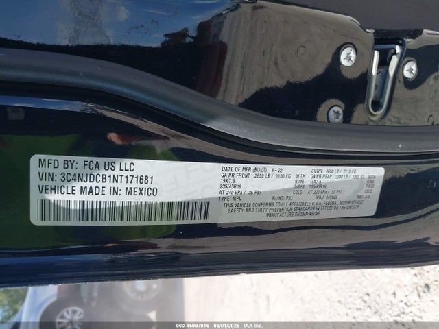 45997916 :رقم المزاد ، 3C4NJDCB1NT171681 vin ، 2022 Jeep Compass High Altitude 4x4 مزاد بيع