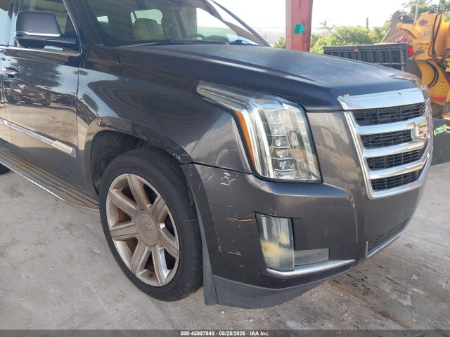 Продаж на аукціоні авто 2015 Cadillac Escalade Luxury, vin: 1GYS3MKJ7FR535130, номер лоту: 45997948