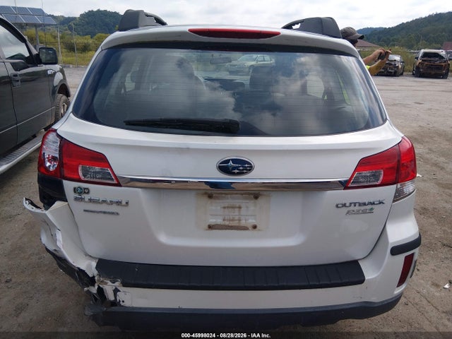 45998024 :رقم المزاد ، 4S4BRBAC7A3386186 vin ، 2010 Subaru Outback 2.5i مزاد بيع