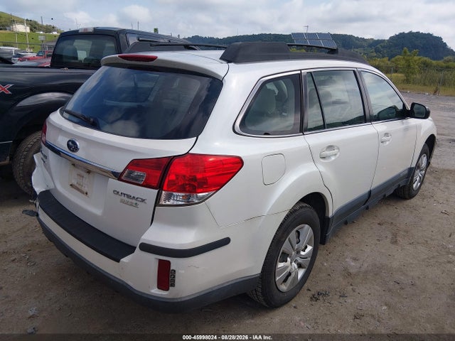45998024 :رقم المزاد ، 4S4BRBAC7A3386186 vin ، 2010 Subaru Outback 2.5i مزاد بيع