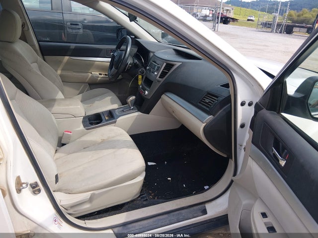 45998024 :رقم المزاد ، 4S4BRBAC7A3386186 vin ، 2010 Subaru Outback 2.5i مزاد بيع