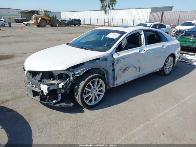Lincoln MKZ HYBRID 2015 3LN6L2LU1FR614247 Image 2
