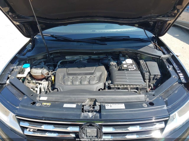 45998064 :رقم المزاد ، 3VV3B7AX8JM139028 vin ، 2018 Volkswagen Tiguan 2.0t Se/2.0t Sel مزاد بيع