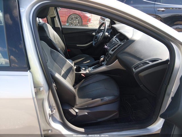 45998067 :رقم المزاد ، 1FADP3F22EL217620 vin ، 2014 Ford Focus Se مزاد بيع