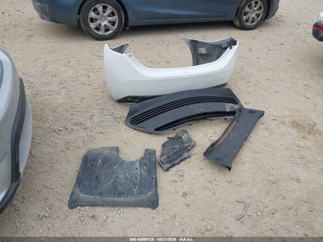 Продаж на аукціоні авто 2019 Toyota Corolla Le, vin: 2T1BURHE8KC138475, номер лоту: 45998125