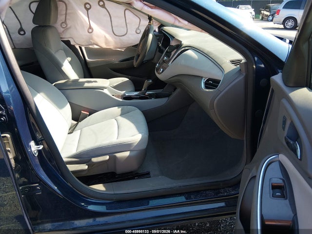 Продажа на аукционе авто 2020 Chevrolet Malibu Fwd Lt, vin: 1G1ZD5ST8LF062546, номер лота: 45998133