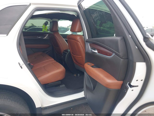 45998136 :رقم المزاد ، 1GYKNCRSXLZ152622 vin ، 2020 Cadillac Xt5 Fwd Premium Luxury مزاد بيع