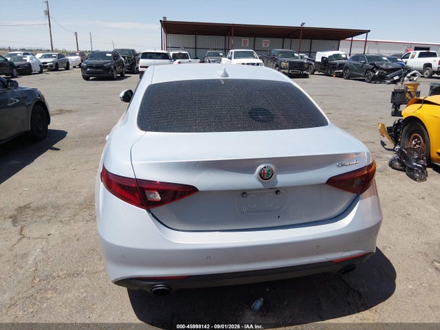 2022 Alfa Romeo Giulia Sprint Rwd მანქანა იყიდება აუქციონზე, vin: ZARFAMAN8N7660543, აუქციონის ნომერი: 45998142
