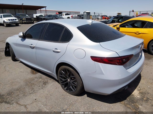 2022 Alfa Romeo Giulia Sprint Rwd მანქანა იყიდება აუქციონზე, vin: ZARFAMAN8N7660543, აუქციონის ნომერი: 45998142
