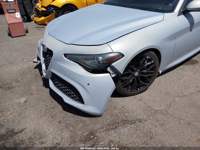 2022 Alfa Romeo Giulia Sprint Rwd მანქანა იყიდება აუქციონზე, vin: ZARFAMAN8N7660543, აუქციონის ნომერი: 45998142