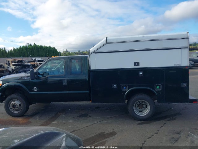 Ford F-350 Chassis Xl 2015 1FD8X3HT6FEA78028 Image 17