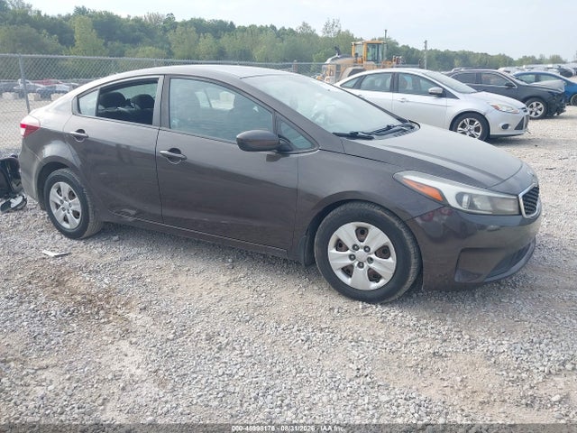 Aukcja sprzedaży 2018 Kia Forte Lx, vin: 3KPFK4A71JE170481, numer aukcji: 45998176