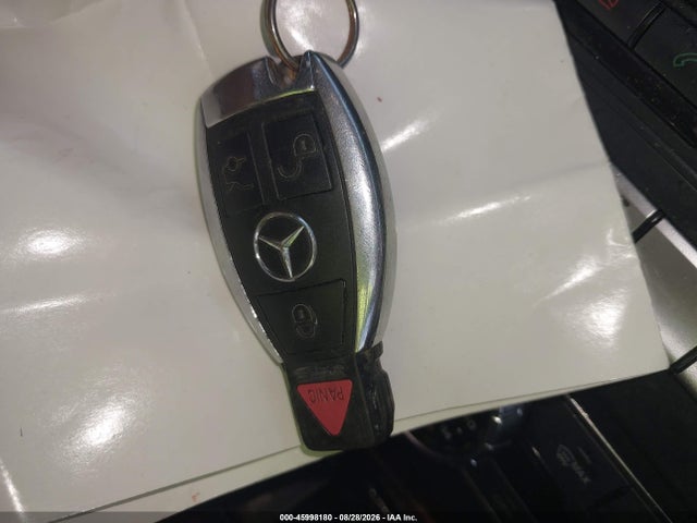 Продажа на аукционе авто 2012 Mercedes-benz C 300 Luxury 4matic/sport 4matic, vin: WDDGF8BB6CA684440, номер лота: 45998180