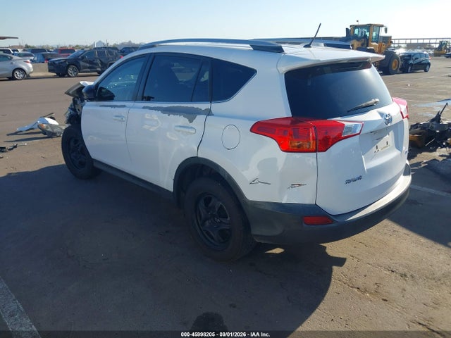 Toyota RAV4 LE 2015 2T3ZFREV6FW177493 Image 3
