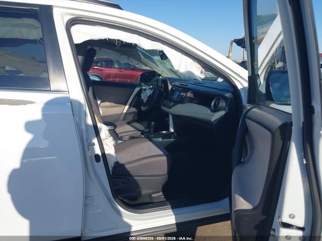 Toyota RAV4 LE 2015 2T3ZFREV6FW177493 Image 5