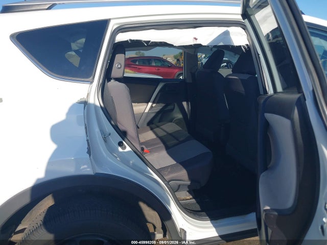 Toyota RAV4 LE 2015 2T3ZFREV6FW177493 Image 8