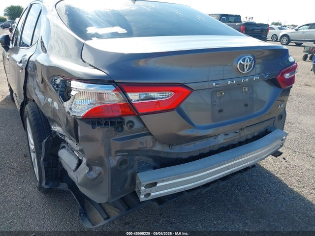 Продажа на аукционе авто 2020 Toyota Camry Le, vin: 4T1C11AK2LU917529, номер лота: 45998225
