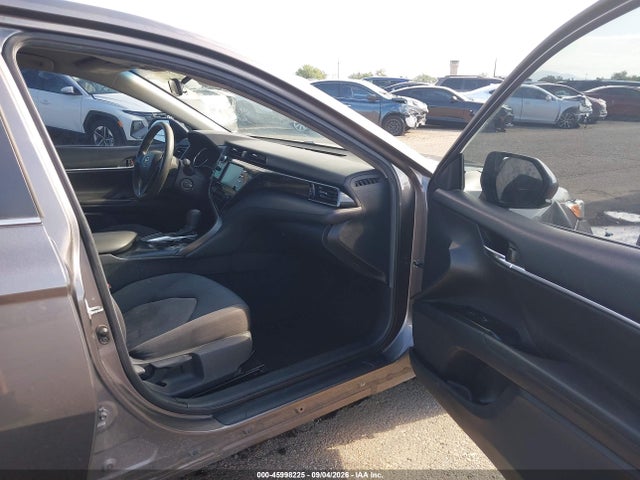 Продажа на аукционе авто 2020 Toyota Camry Le, vin: 4T1C11AK2LU917529, номер лота: 45998225
