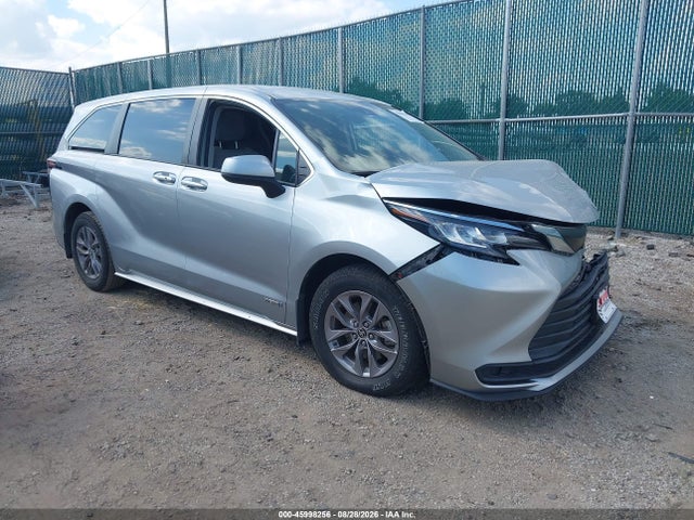 Aukcja sprzedaży 2021 Toyota Sienna Le, vin: 5TDKRKEC0MS037517, numer aukcji: 45998256