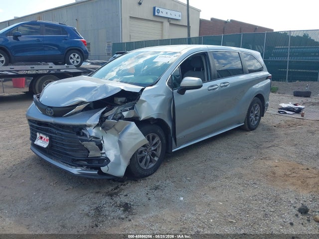 Aukcja sprzedaży 2021 Toyota Sienna Le, vin: 5TDKRKEC0MS037517, numer aukcji: 45998256