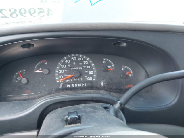 2001 Ford E-350 Super Duty მანქანა იყიდება აუქციონზე, vin: 1FBNE31L21HB61281, აუქციონის ნომერი: 45998293