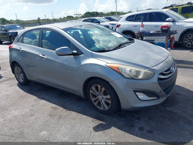 Aukcja sprzedaży 2015 Hyundai Elantra Gt, vin: KMHD35LH4FU243234, numer aukcji: 45998296