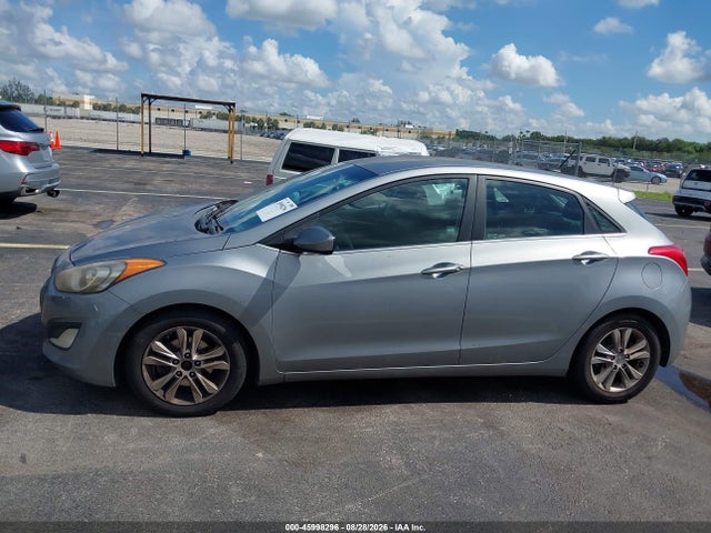 Продажа на аукционе авто 2015 Hyundai Elantra Gt, vin: KMHD35LH4FU243234, номер лота: 45998296