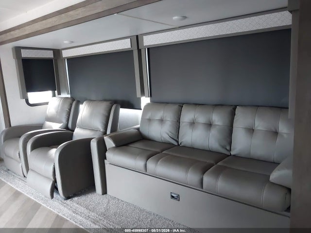 Продаж на аукціоні авто 2020 Forest River Salem Travel Trailer, vin: 4X4TSMD22LA326658, номер лоту: 45998307