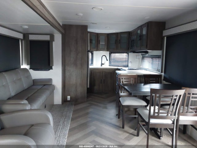 Продаж на аукціоні авто 2020 Forest River Salem Travel Trailer, vin: 4X4TSMD22LA326658, номер лоту: 45998307
