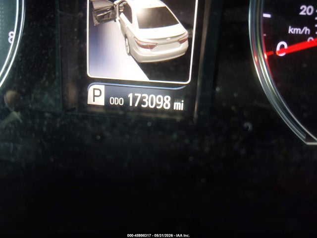 4T1BF1FK8FU480260 Toyota CAMRY SE