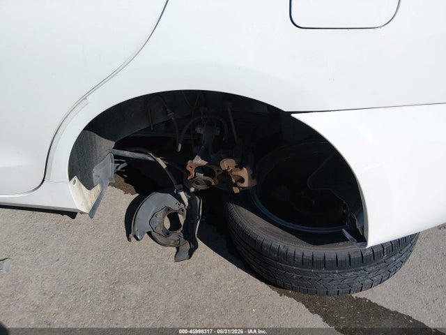 4T1BF1FK8FU480260 Toyota CAMRY SE