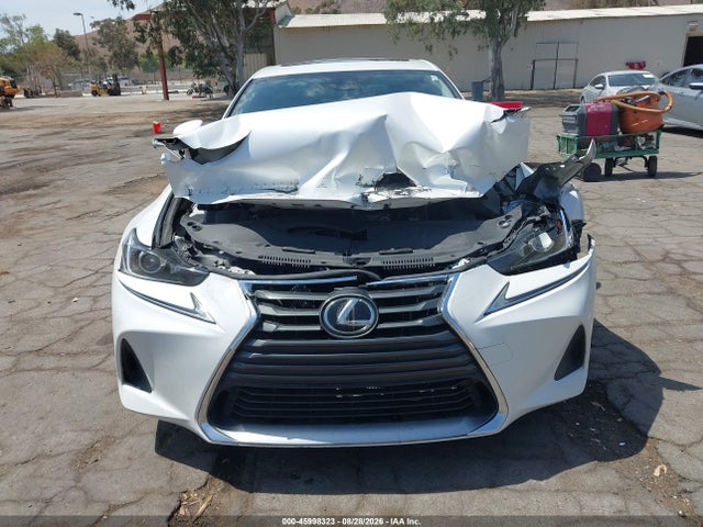 Продажа на аукционе авто 2017 Lexus Is 200t, vin: JTHBA1D27H5053444, номер лота: 45998323
