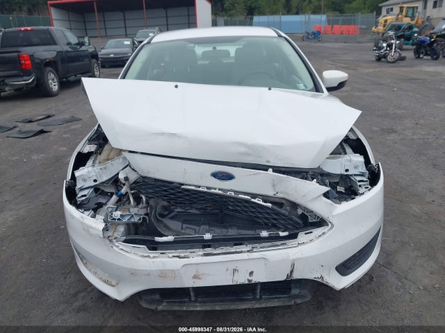 45998347 :رقم المزاد ، 1FADP3K25HL316880 vin ، 2017 Ford Focus Se مزاد بيع