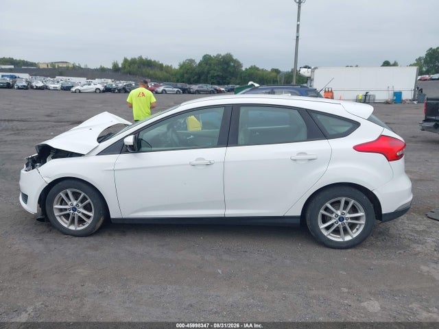 45998347 :رقم المزاد ، 1FADP3K25HL316880 vin ، 2017 Ford Focus Se مزاد بيع