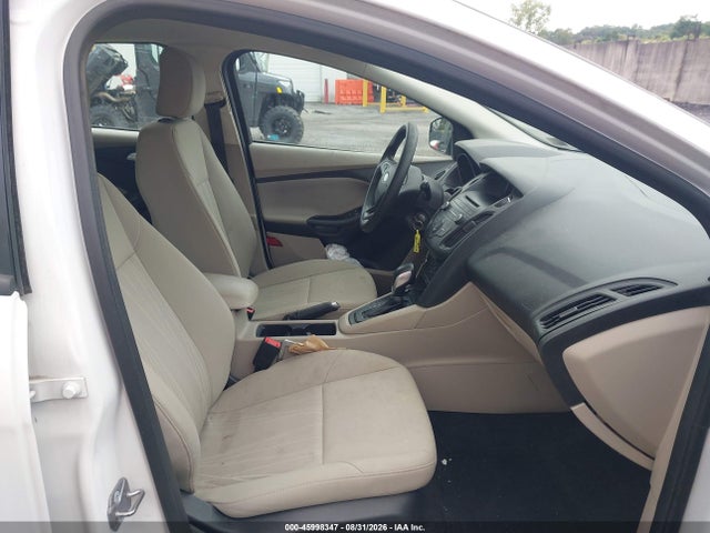 45998347 :رقم المزاد ، 1FADP3K25HL316880 vin ، 2017 Ford Focus Se مزاد بيع