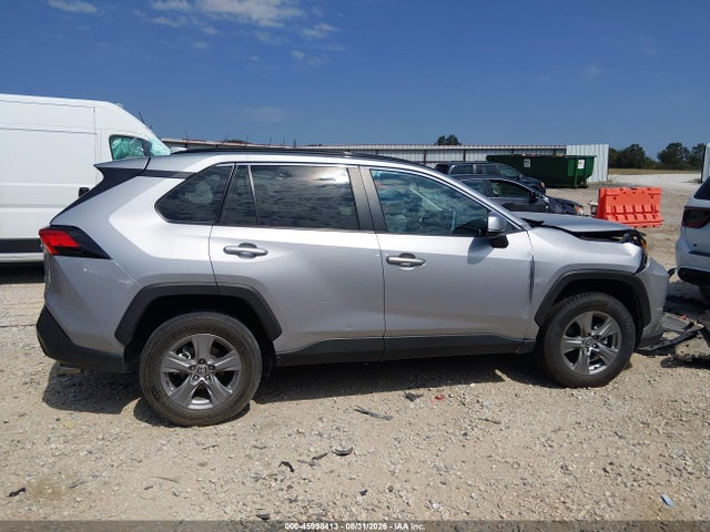 2T3W1RFV0RW316411 Toyota Rav4 Xle