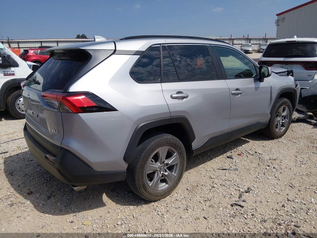 2T3W1RFV0RW316411 Toyota Rav4 Xle