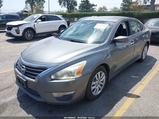Nissan Altima 2.5 S 2015 1N4AL3AP1FN872245 Image 2