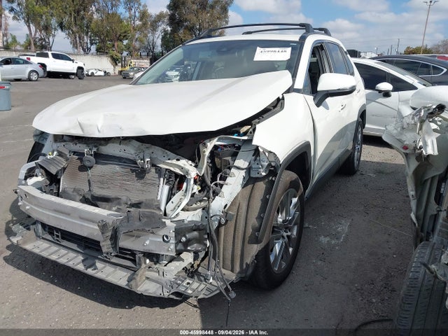 Toyota Rav4 Limited 2019 JTMY1RFV3KD010623 Image 2
